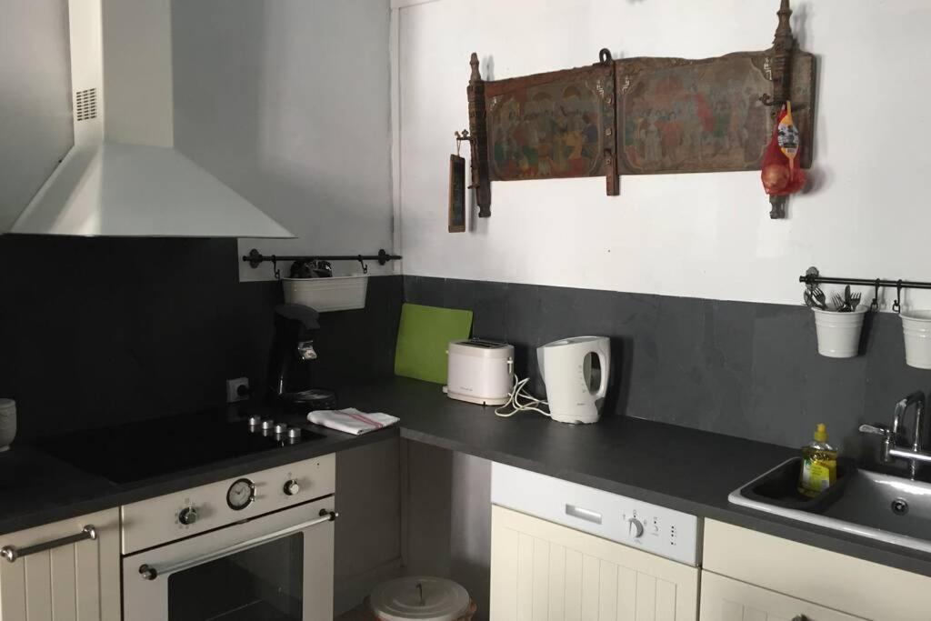 La Petite Maison Medievale De Melanie Flavigny-sur-Ozerain Kültér fotó